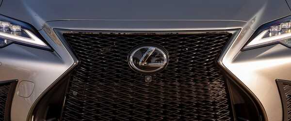 Lexus LS 2022