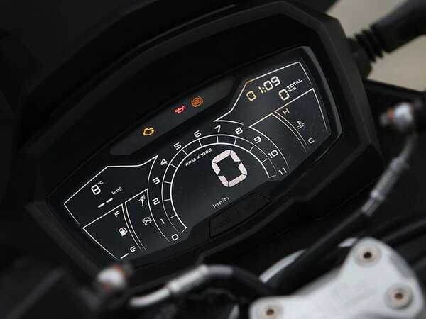 Aprilia SR GT 200 2023