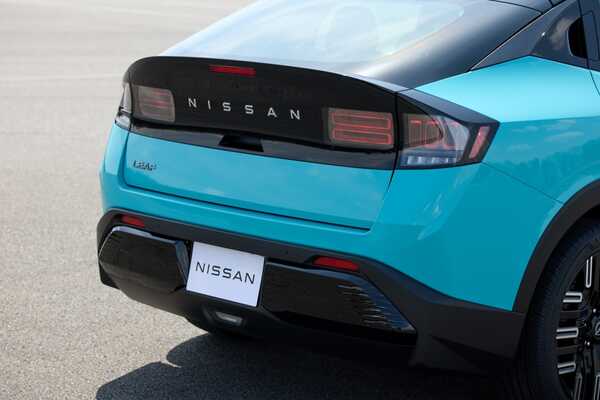 nissan leaf