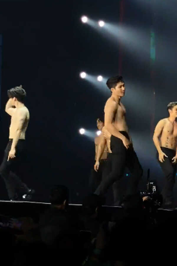 คอนเสิร์ต KINNPORSCHE