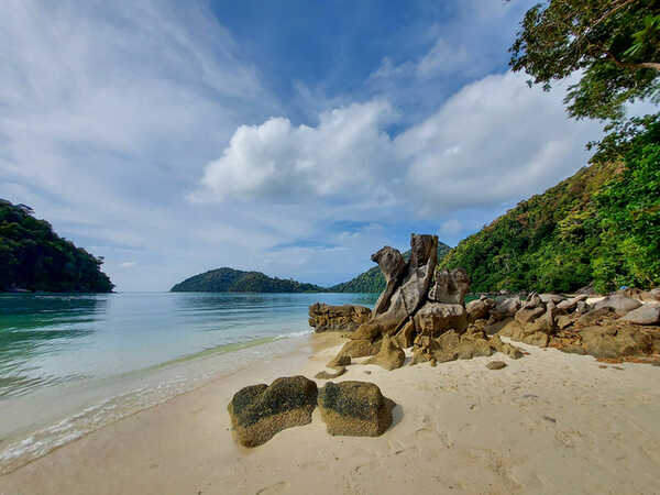 หินแม่ไก่