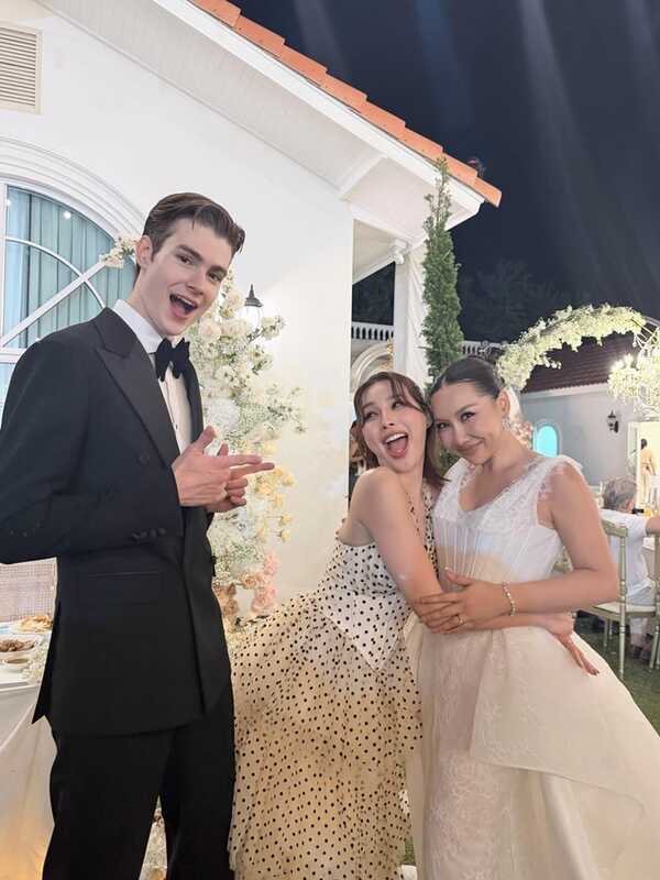 พู่กัน อินฟลูฯ สาว แต่งแล้วกับนายแบบหล่อปัง รุสลัน 