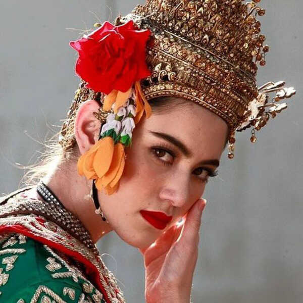 ผีนางรำ นางชฎา