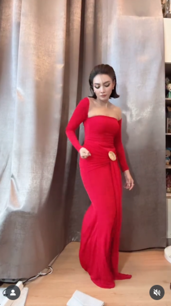 แก้ม วิชญาณี เต้นเพลง ลิซ่า