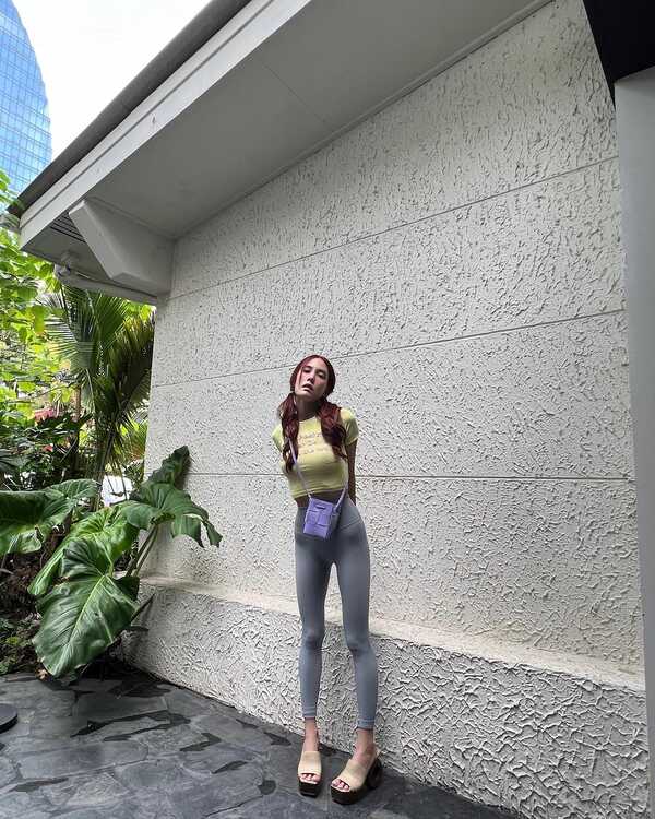 ภาพจาก Instagram janienineeleven