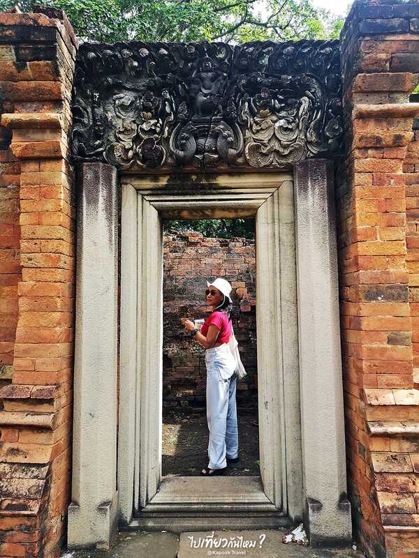 ทับหลังรูปอุมามเหศวร ปรางค์สองพี่น้อง
