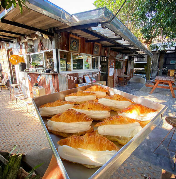 ร้านครัวซองต์