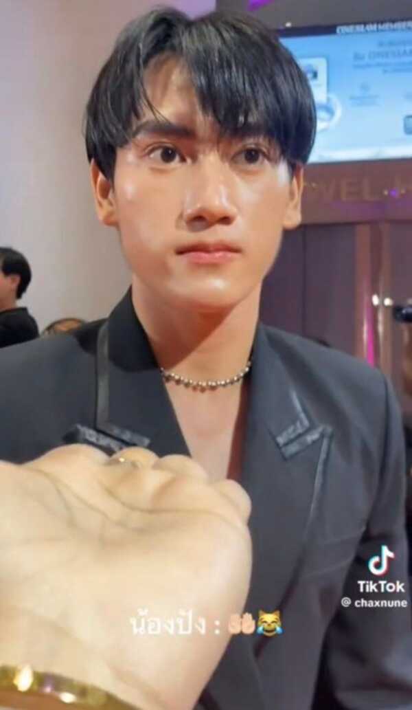 ดาราหนุ่มเป็นงง ท่าอุ๋งคืออะไร ก่อนเป็นไวรัลเพราะคำที่ใช้ถาม... Google Thailand ยังแชร์ !