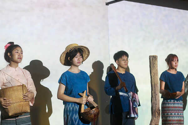 ละครเวที บันทึกรักเกาะนางจร