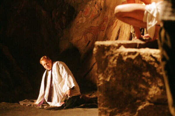 Dominion : Prequel to the Exorcist