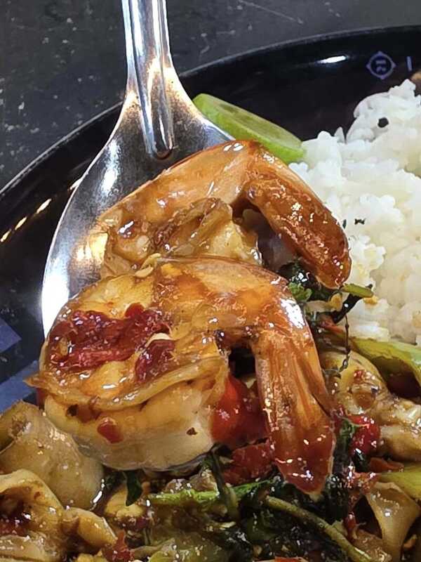 เตี๋ยวหมูตุ๋นคุณยาย ร้านเด็ดบางแสน
