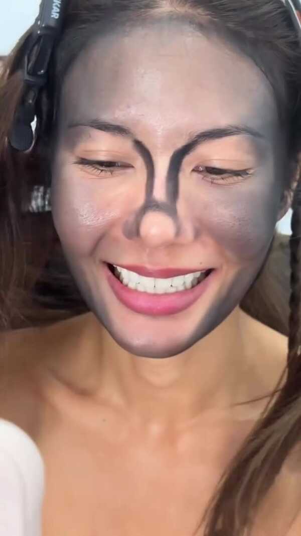 น้ำตาล ชลิตา  แต่งเป็น เทพเจ้าแมว สุดแซ่บรับฮาโลวีน 