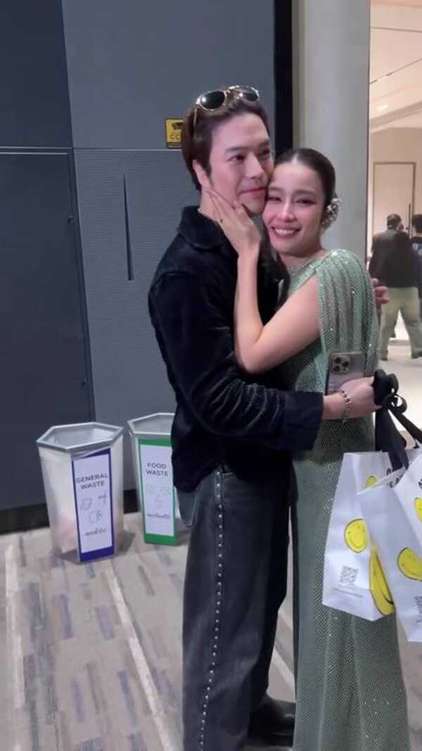 แม็ค วีรคณิศร์ - วิว วรรณรท