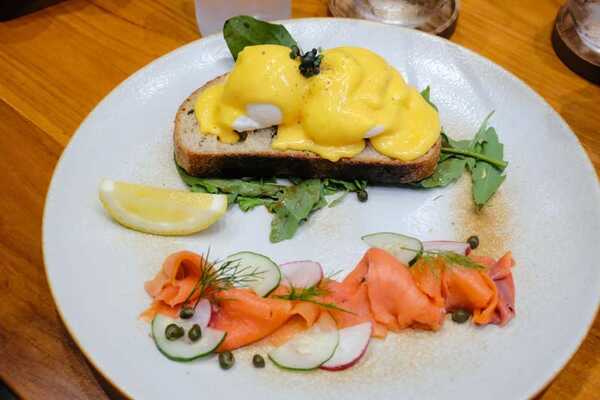 OIKOS - Brunch & Bar