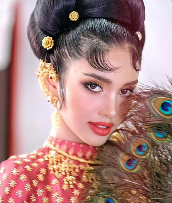 วีนา ปวีณา