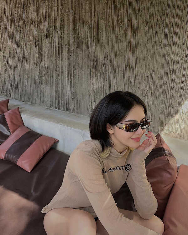 ซาร่า เล็กจ์