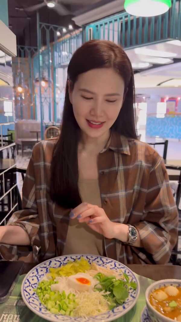 เจี๊ยบ พิจิตตรา เมื่อสั่งลอดช่องวัดเจษฎ์ สร้างตำนานเป็นไวรัล