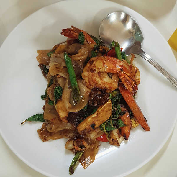 ร้านอาหารประตูผี