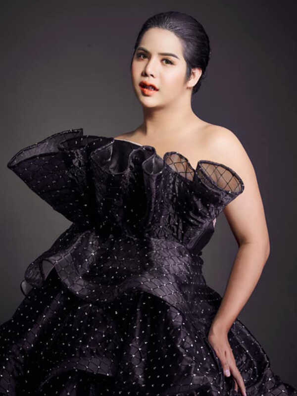 นารา เครปกะเทย