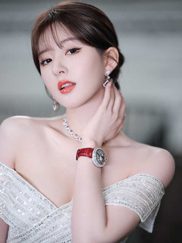 จ้าวลู่ซือ พัฒนาการความสวย