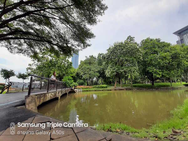 oppo a9 2020 vs galaxy a50s