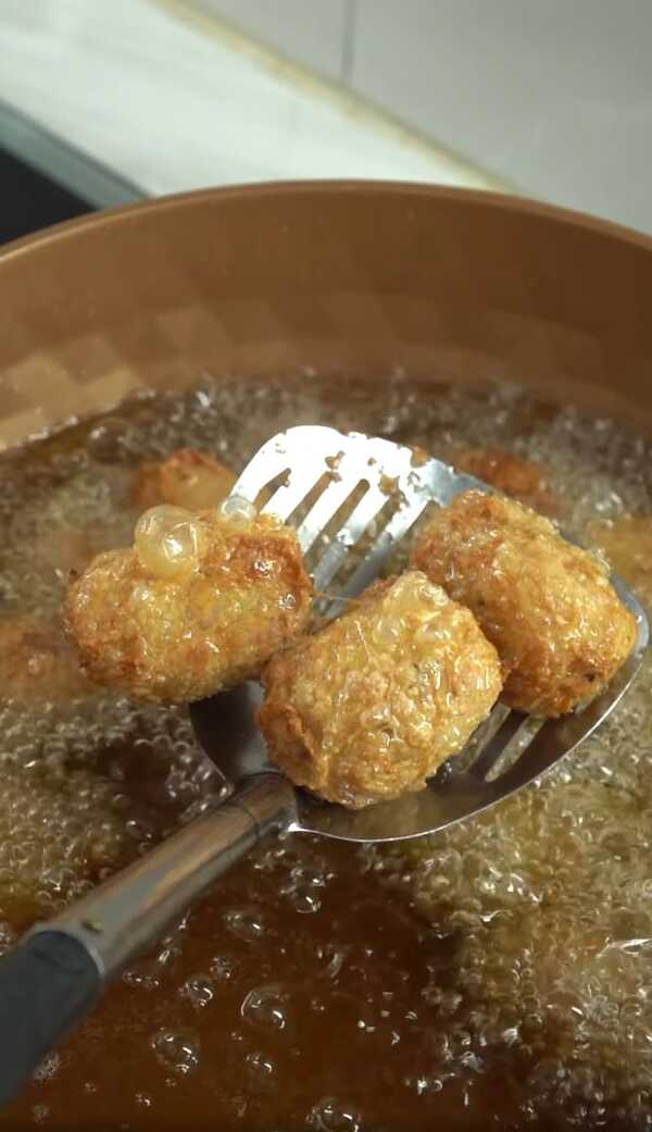 ไก่จ๊อ