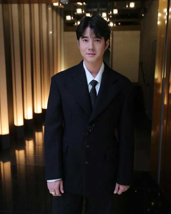 มาริโอ้ เมาเร่อ