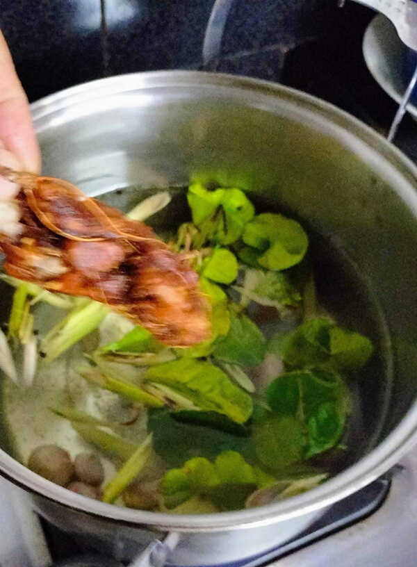 ต้มยำไก่ย่างใบกะเพรา เมนูต้มยำ เมนูไก่ย่าง สูตรอาหาร