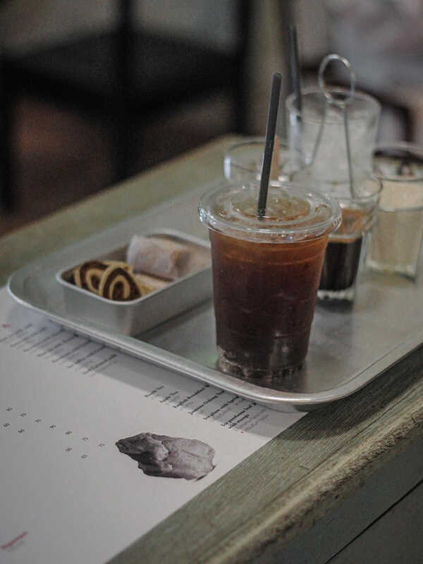 ร้านกาแฟภูเก็ต ย่านเมืองเก่า