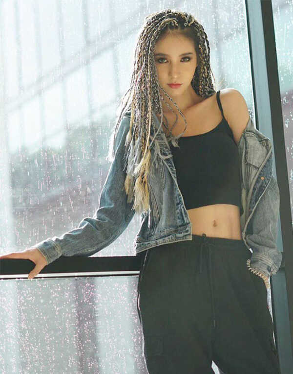 โยชิ รินรดา