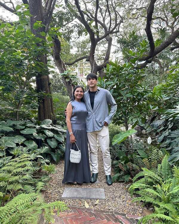 แม่แก้ว ณเดชน์