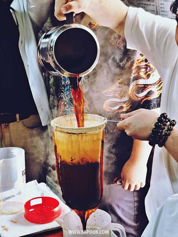 ร้าน Ho Wah ฮ่องกง