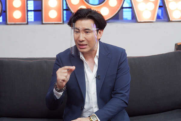 หนุ่ม กรรชัย