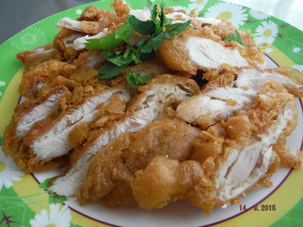 ข้าวมันไก่ทอด ร้านศรีเหลืองโภชนา