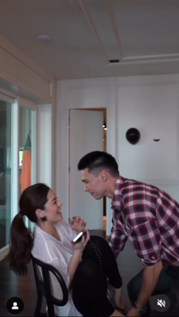  ลีเดีย  , แมทธิว 