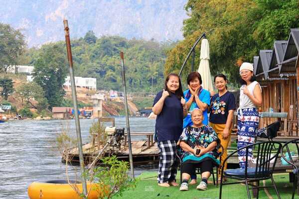 เมืองเฟือง ลาว