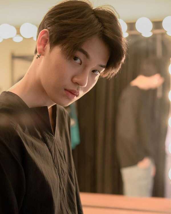 หยิ่น วอร์